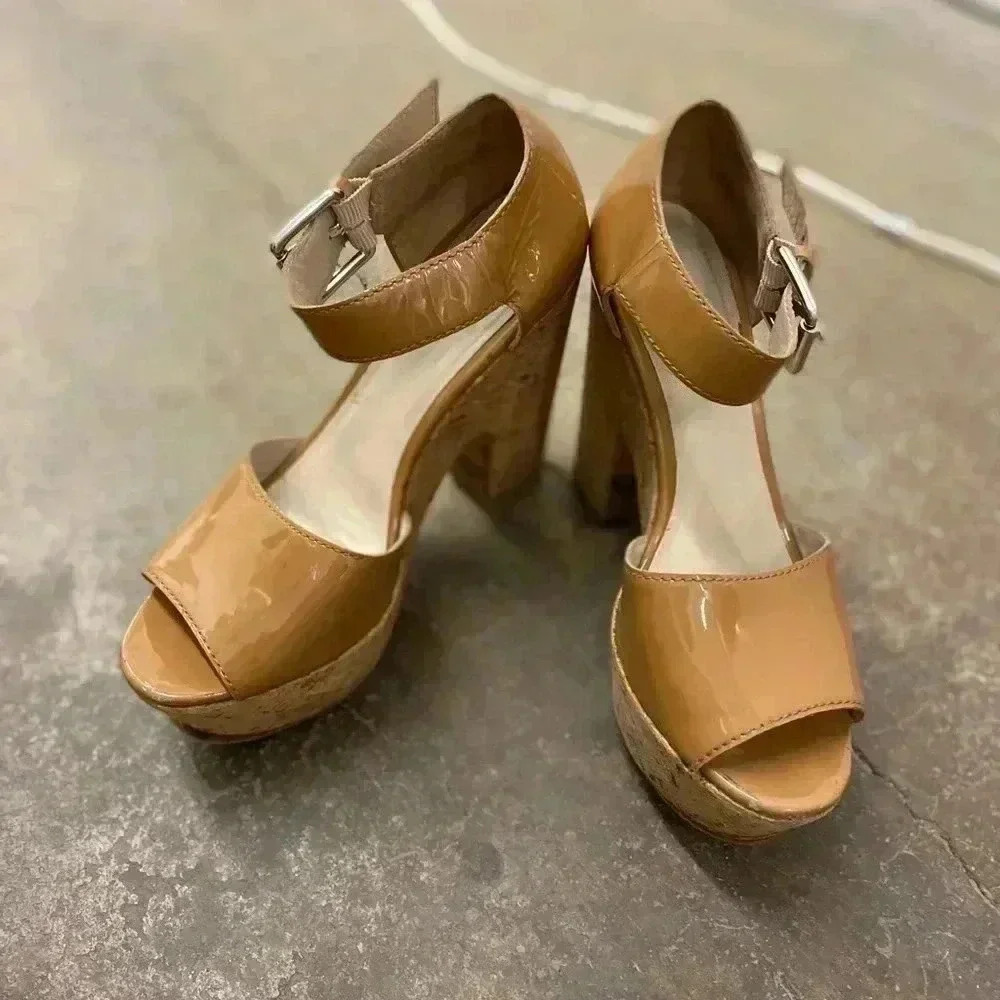 Michael kors platform